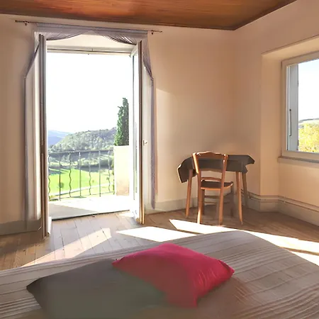 Maison Charmante A Avec Vue Montagne. Plan-de-Baix