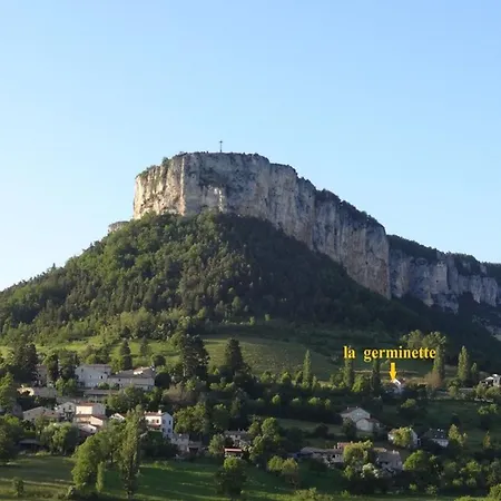 Maison Charmante à Avec Vue Montagne. *